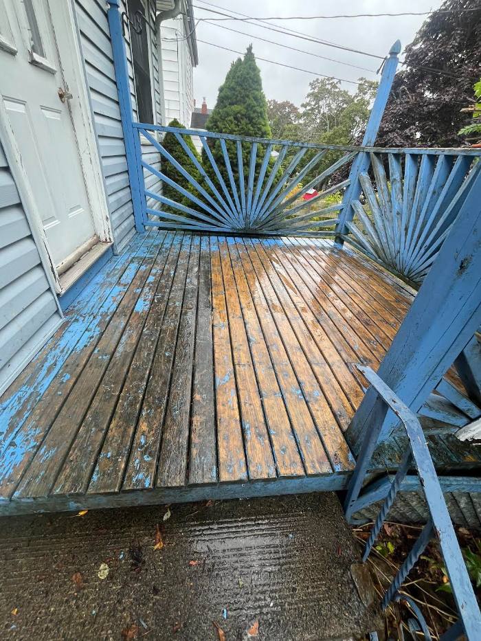 Deck cleaning in Halifax